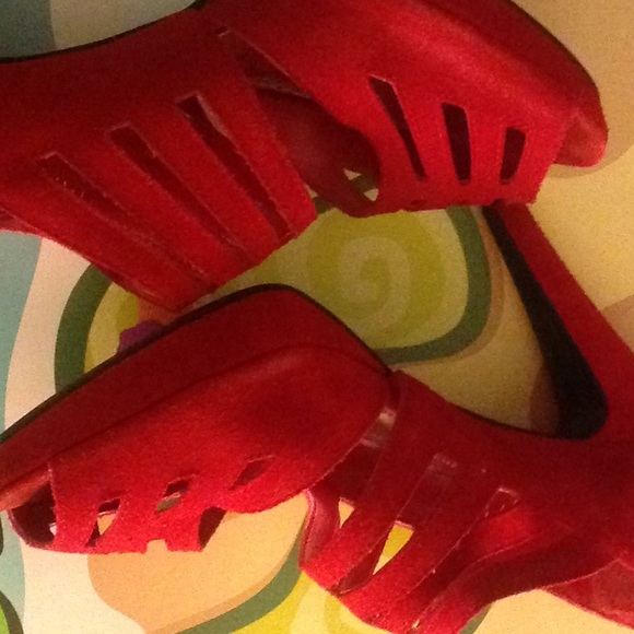 Red Nine West Booties - Picture 5 of 5